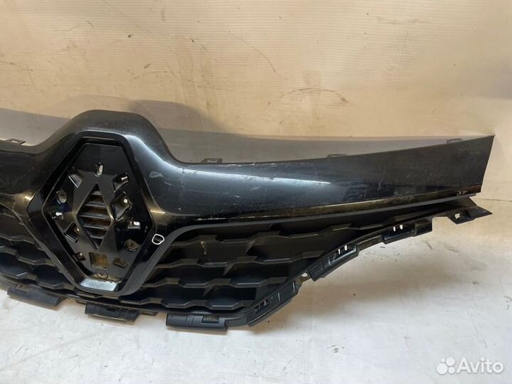 Решетка радиатора Renault Kaptur REA 2017