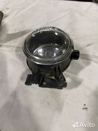 Фара противотуманная правая Ford C-MAX (Mk1) I рес