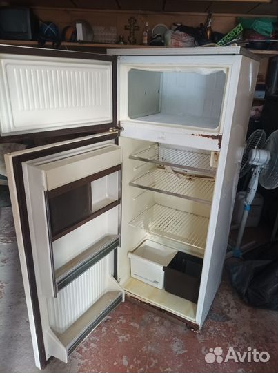 Холодильник бу