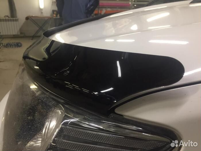 Дефлектор капота Toyota RAV4 (2012-2019)