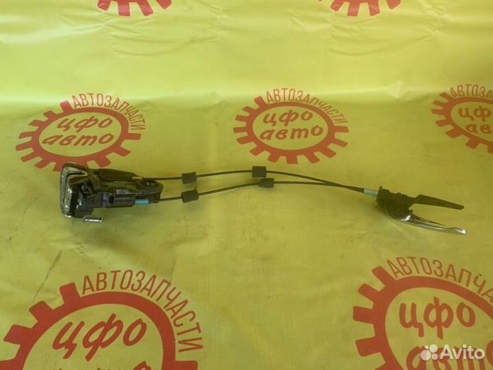 Замок боковой двери задний левый Toyota Rav4 XA30