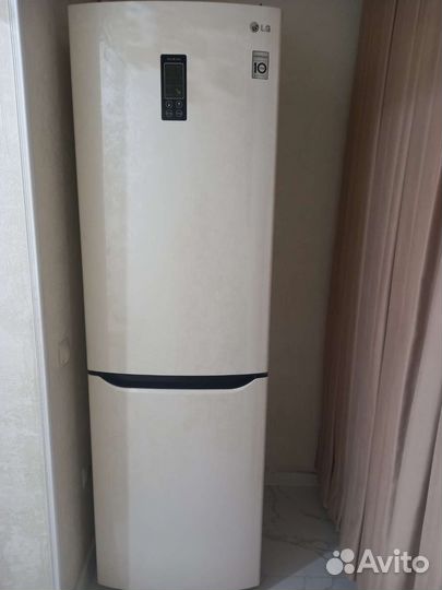 Холодильник LG