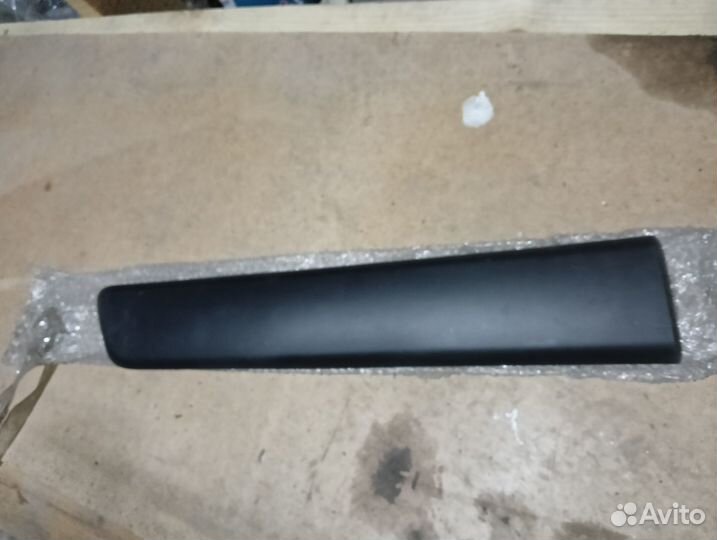 Молдинг двери задней правой Citroen Berlingo 2