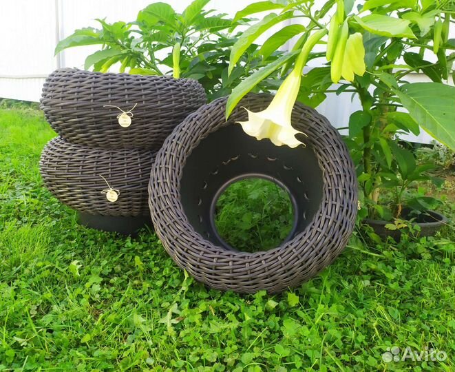 Кашпо / балконный ящик из ротанга