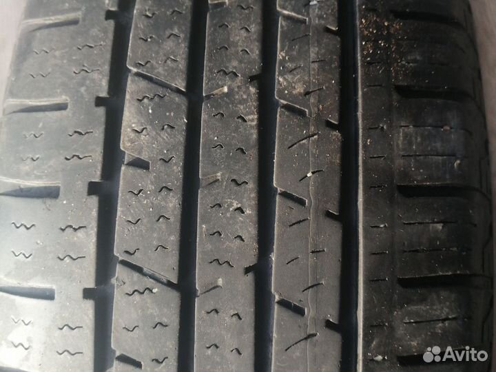 Continental CrossContact LX 215/65 R16 98H