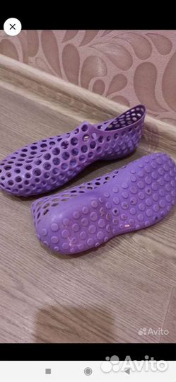 Шляпа от солнца, тапочки для моря