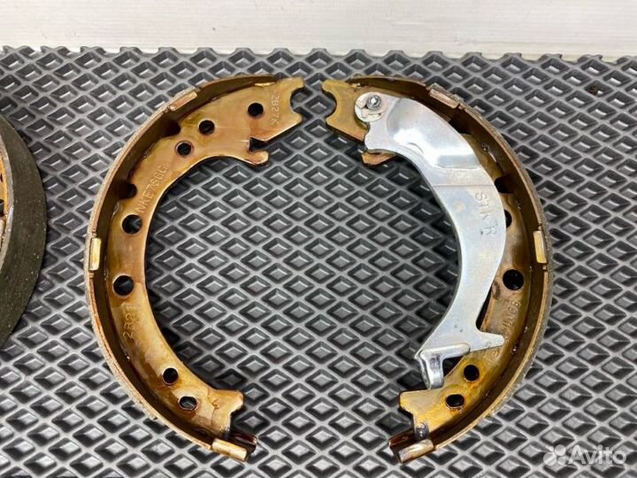 Тормозные колодки заднее Honda Cr-V4 RM R20A