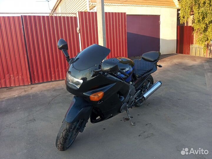 Kawasaki ZZR 400