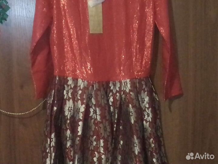 Платье вечернее, для девушек размер 44