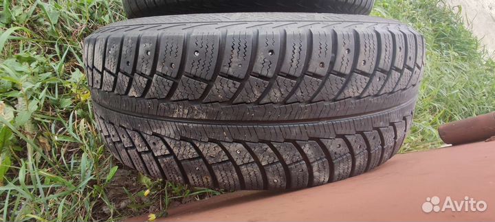 Gislaved Nord Frost 5 235/65 R17
