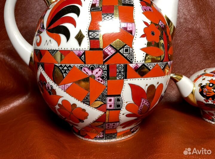 Фарфор лфз живописный Чайники декоративные