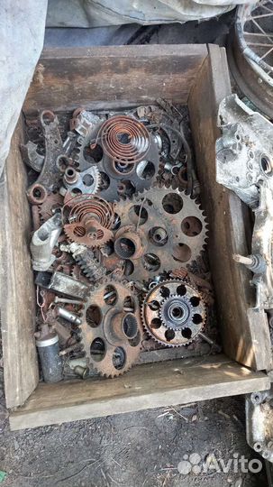 Запчасти на мотоцикл иж планета и юпитер