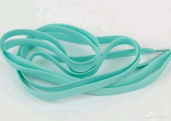 Новые шнурки, светятся в темноте, разные цвета