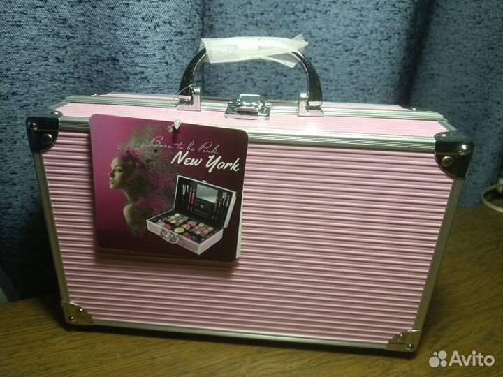 Косметический набор бьюти бокс №14 (New York Pink)