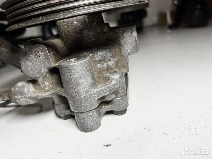 Насос гур Mazda 323 BA