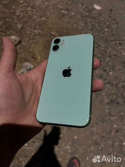 iPhone 11