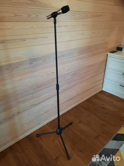 Микрофонная стойка прямая 140 см max