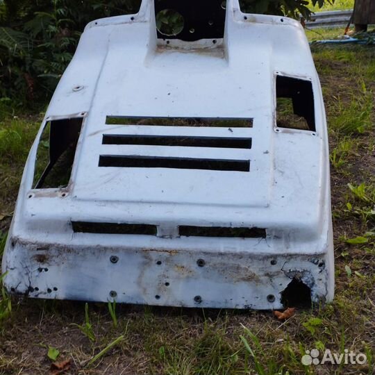 Капот снегохода Икар