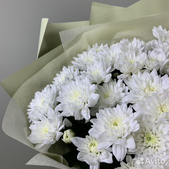 Букет из 9 хризантем
