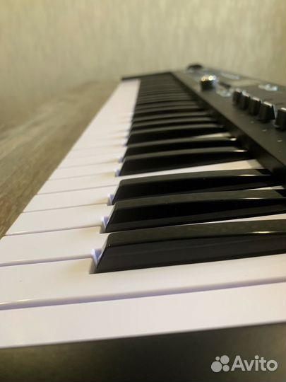 Midi-клавиатура Arturia KeyLab Essential 61 MK3