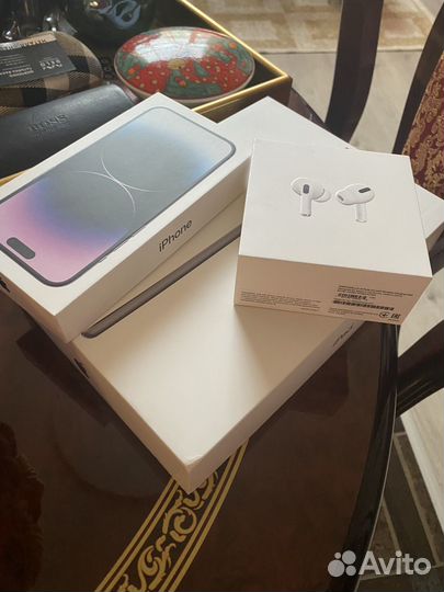 Коробка apple