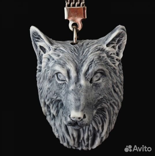 Брелок Голова Волка барельеф литьевой мрамор