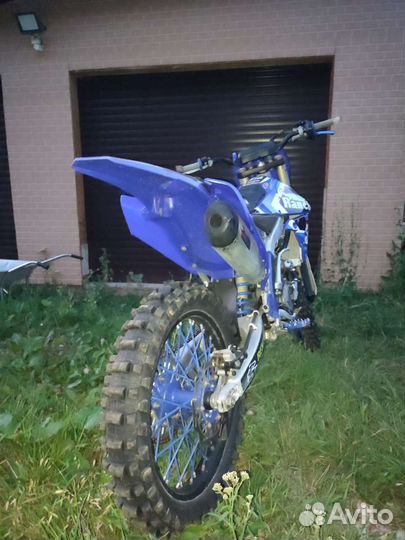 Продам кроссовый мотоцикл