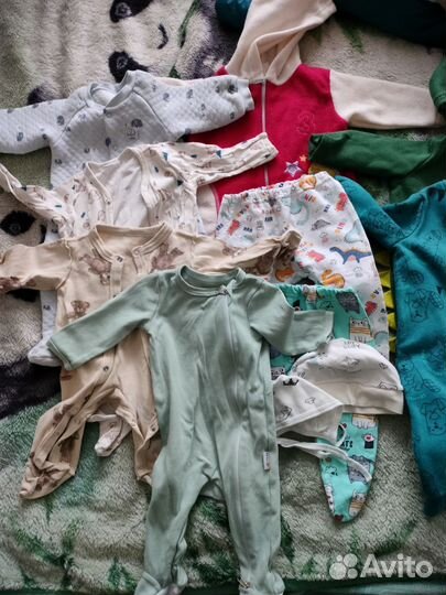 Одежда для новорожденного пакетом