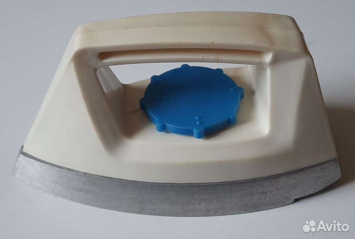 Игрушка утюг СССР