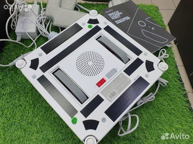 Робот-стеклоочиститель hutt hutt W55