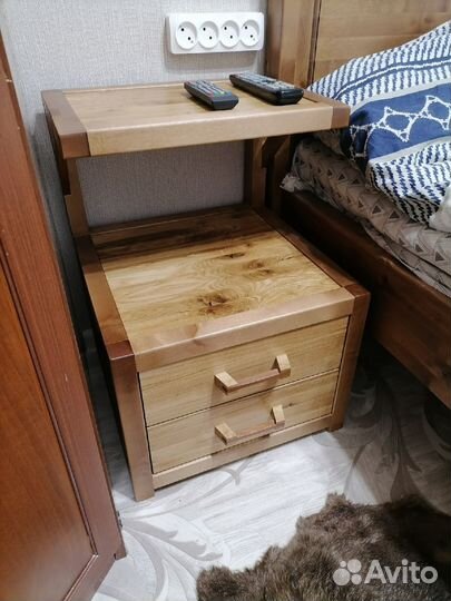 Тумбочка прикроватная из массива