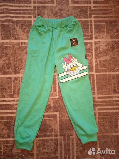 Брюки новые для девочки