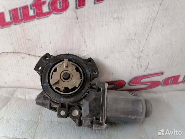 Мотор стеклоподъемника Hyundai Ix35 1