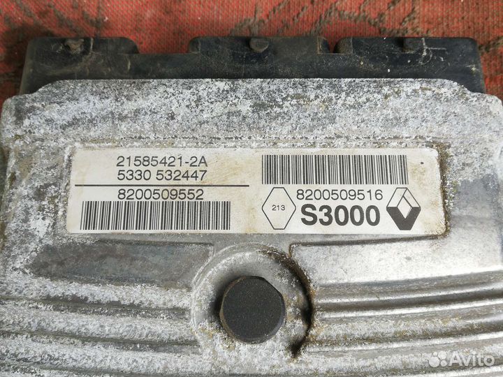 Блок управления двигателем Рено Меган 2