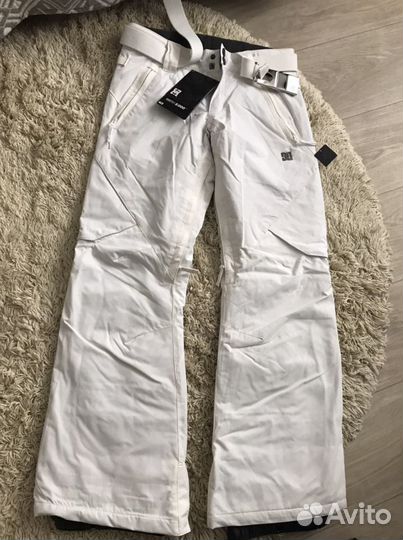 Сноубордический костюм женский