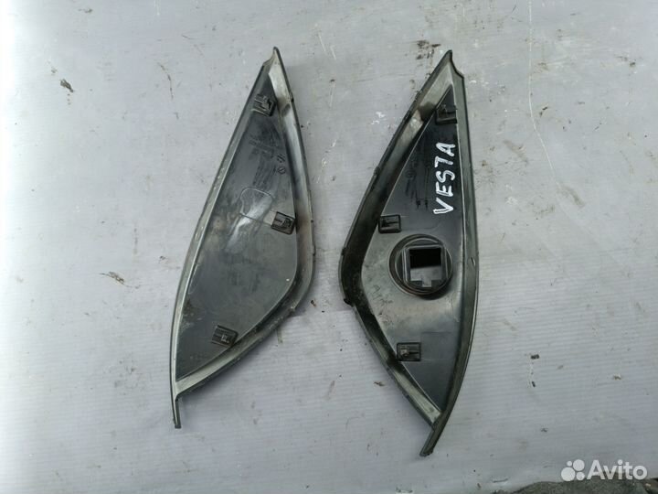 Накладка торпедо заглушка с торца LADA Vesta