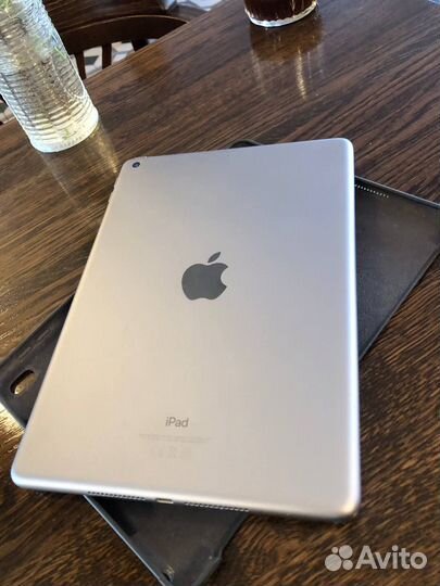 iPad (6th generation) 32gb