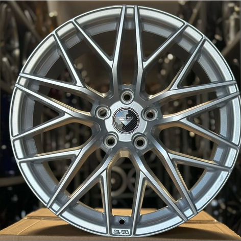 Литые диски VORSTEINER V-FF 107 8×R18 5×114.3