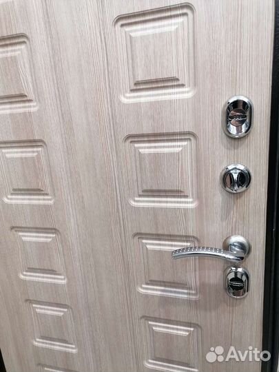 Дверь с терморазрывом в наличии