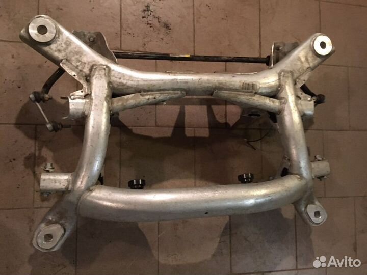 Задний подрамник BMW F10 M5 F13 F12 F06 M6