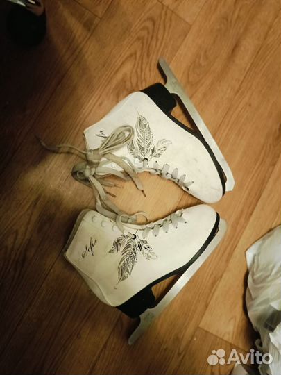 Коньки фигурные