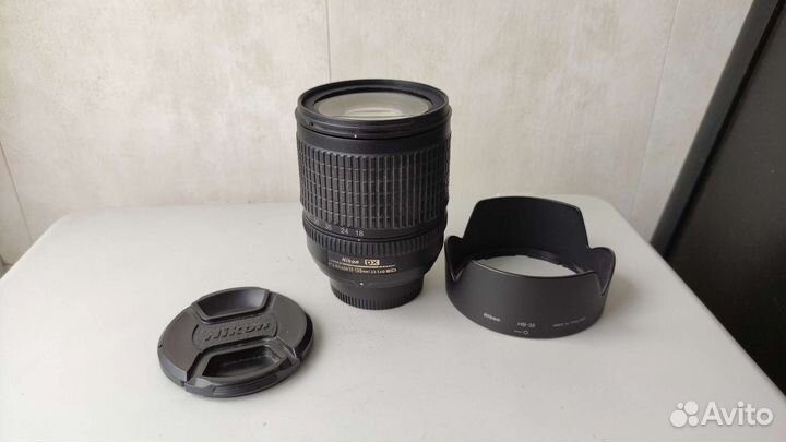Nikon AF-S 18-135mm f/3.6-5.6 G DX с блендой