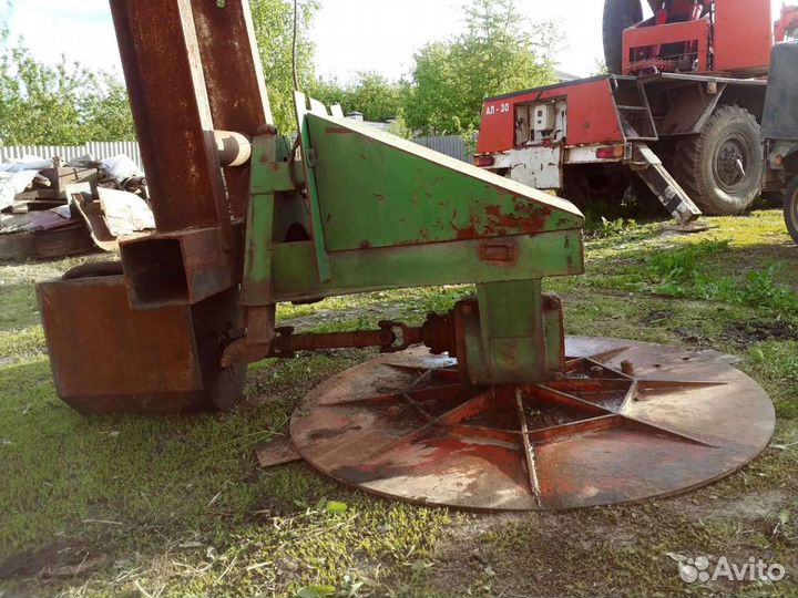 Кусторез с гидравлическим приводом