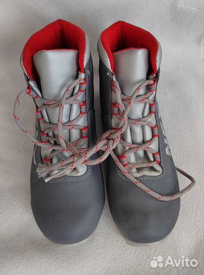 Лыжные ботинки next. Состояние хорошее. Размер 37