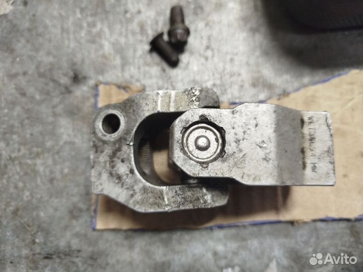 Рулевой карданчик bmw 5 e34