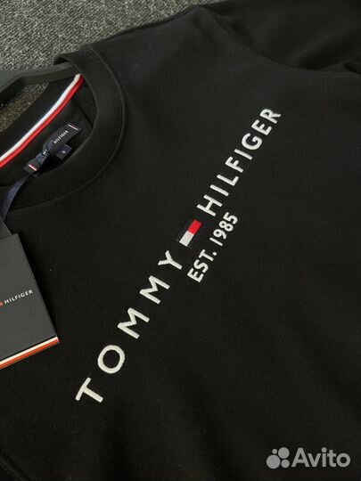 Свитшот Tommy Hilfiger черный новый