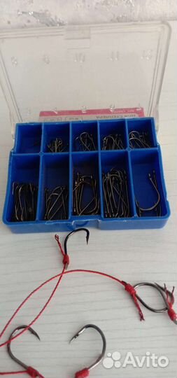 Набор рыболовных крючков