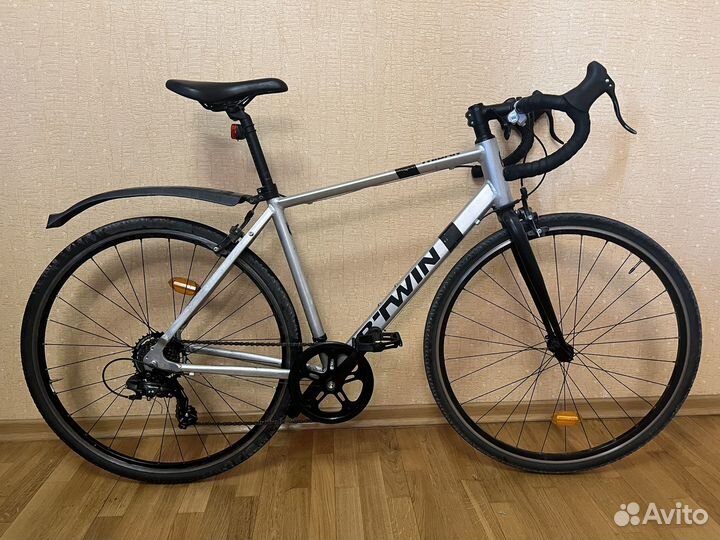 Шоссейный велосипед Btwin
