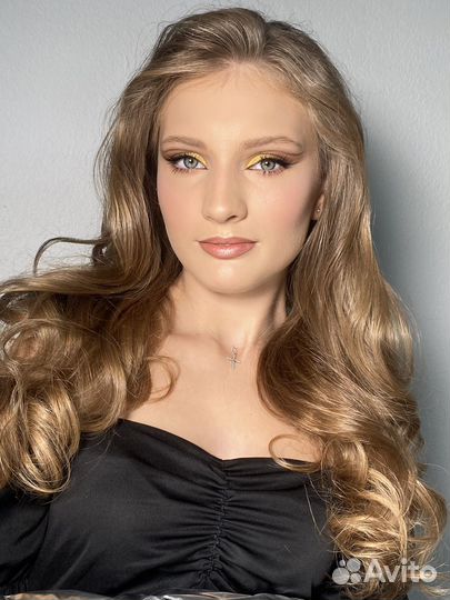 Макияж, причёски, локоны, косы из канекалона