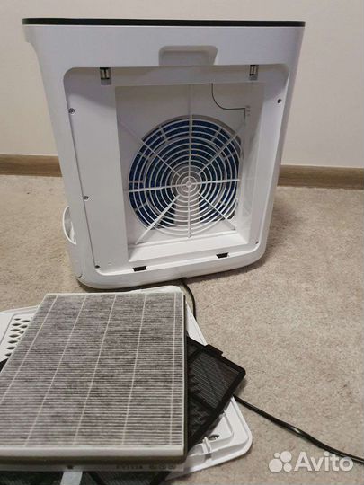 Увлажнитель и очиститель воздуха Philips HU5930/10